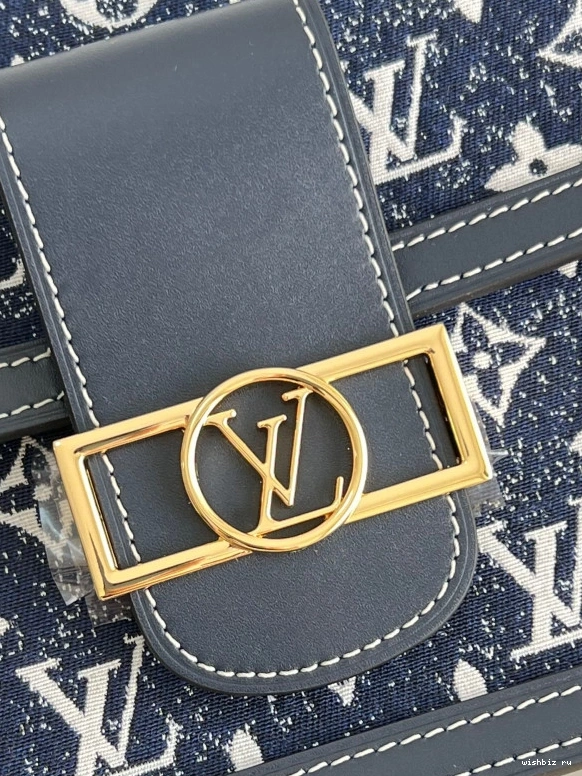 WIS DAUPHINE MM VUITTON LOUIS 1001